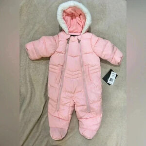 Steve Madden Infant Girls Pink Fleece Lined Hooded Snow Suit Size 6/9 Months